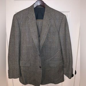 Vintage Men’s Gray Plaid Three Piece Suit